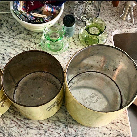 Vintage 1960s Ransburg Indianapolis Yellow Chicken Nesting Canisters Copper Lids - Picture 11 of 15